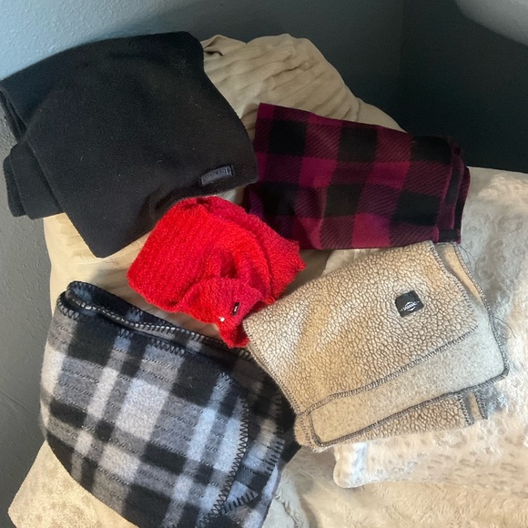 5 pc flannel sweater scarf bundle LANDS END old navy red black purple white tan - Picture 12 of 15